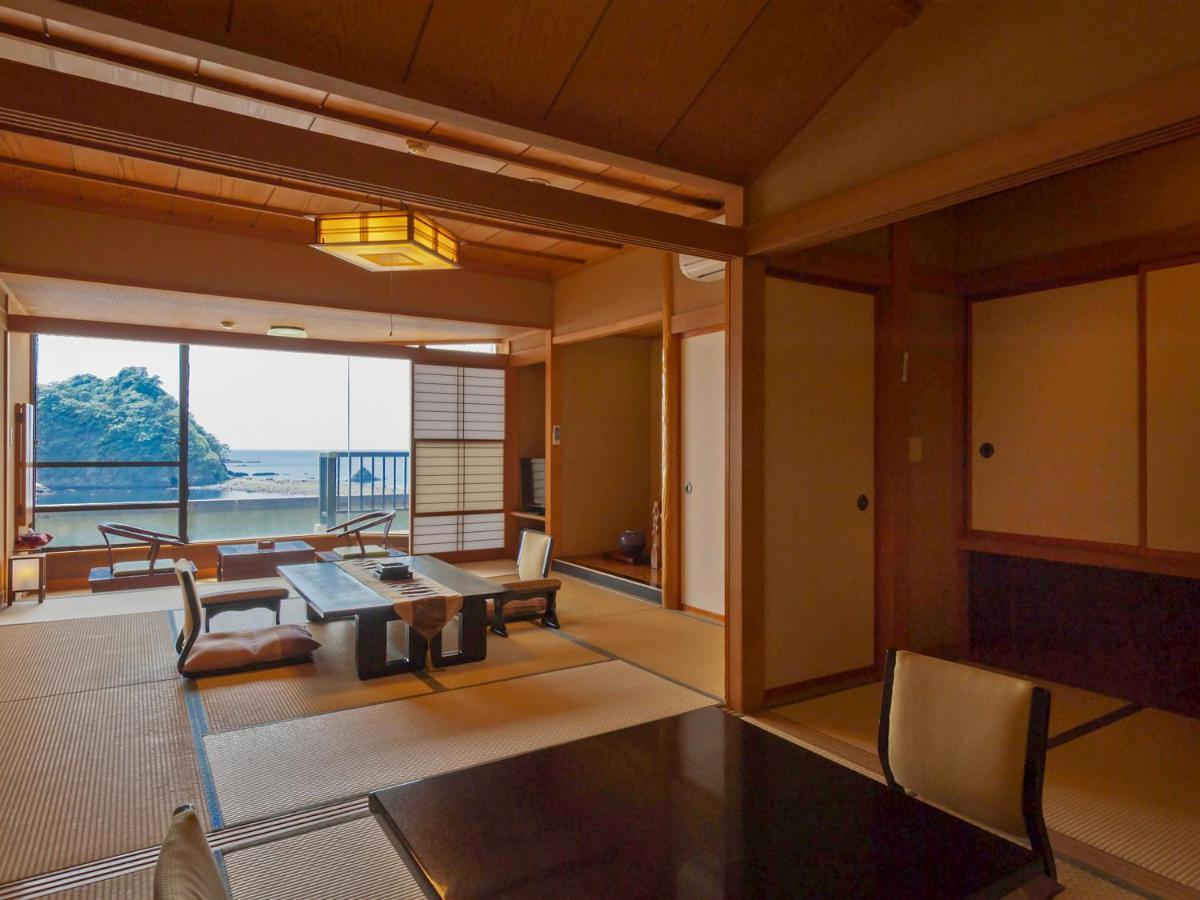 Umibenokakureyu Seiryu Hotel Нишиизу Екстериор снимка