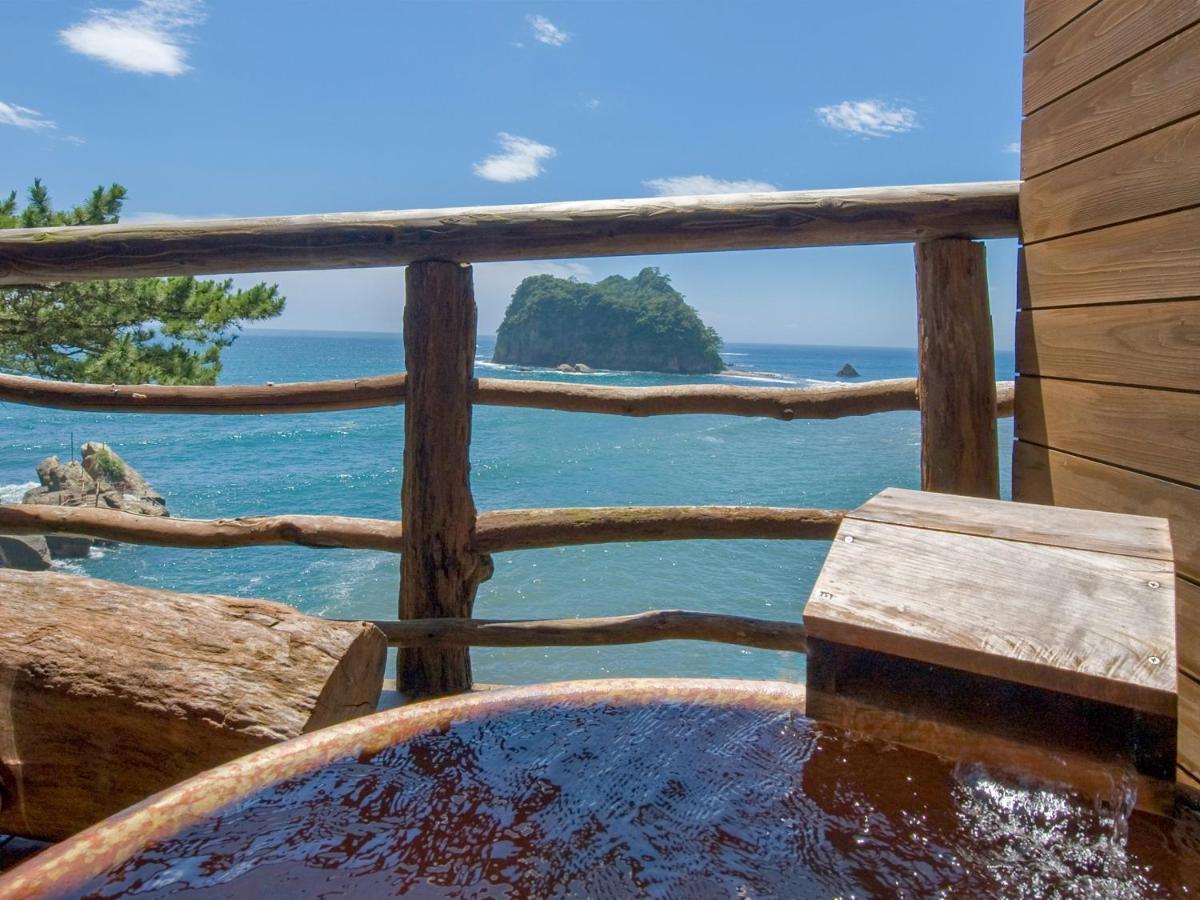 Umibenokakureyu Seiryu Hotel Нишиизу Екстериор снимка