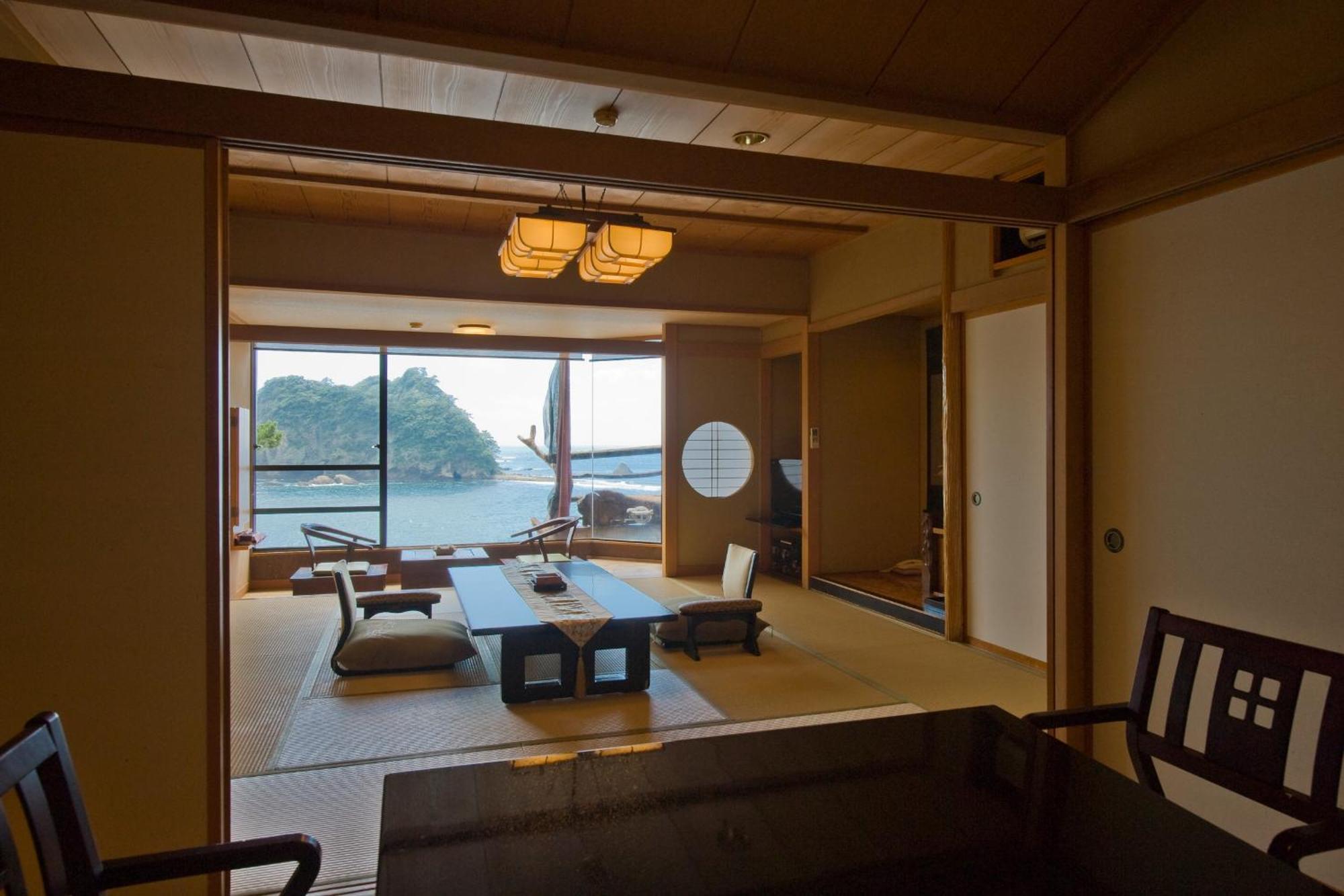 Umibenokakureyu Seiryu Hotel Нишиизу Екстериор снимка