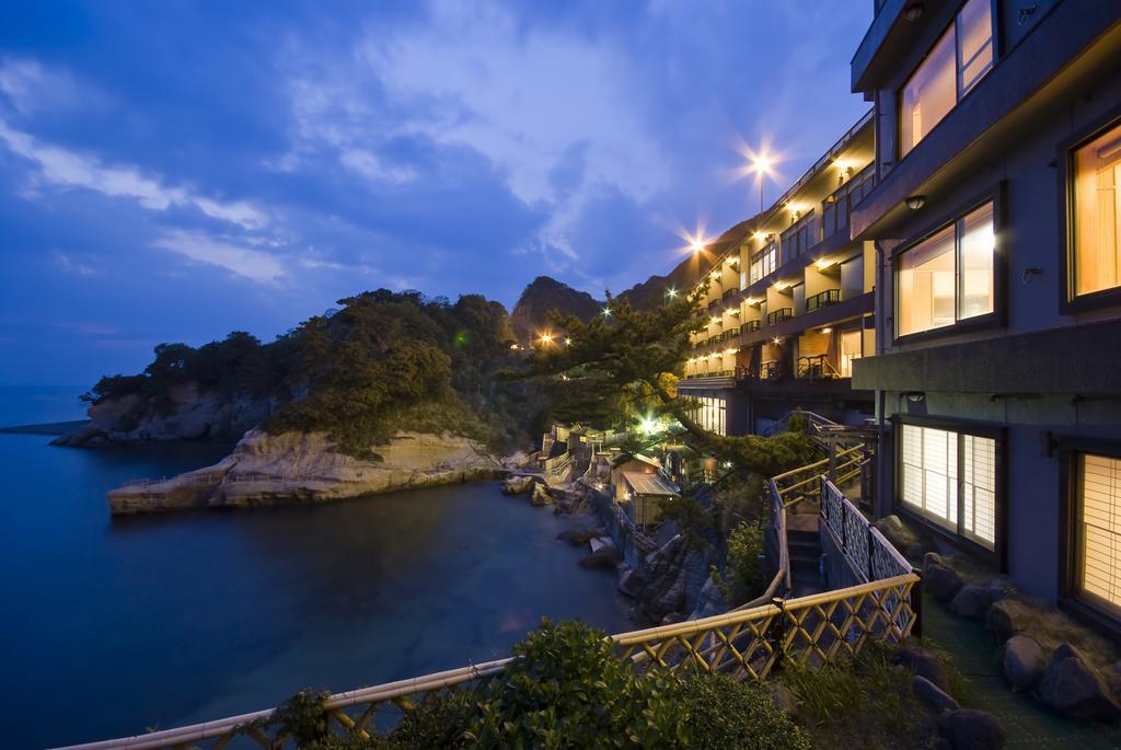 Umibenokakureyu Seiryu Hotel Нишиизу Екстериор снимка