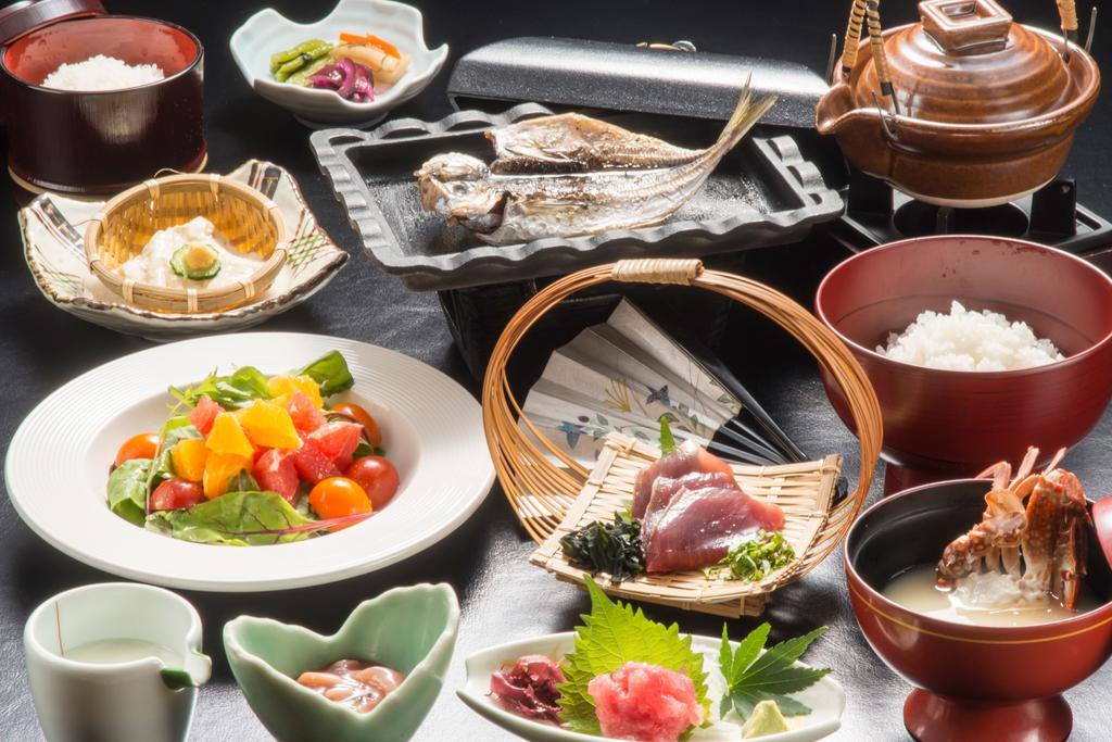 Umibenokakureyu Seiryu Hotel Нишиизу Екстериор снимка