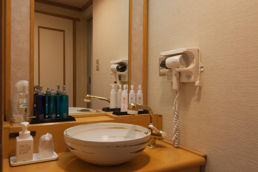 Umibenokakureyu Seiryu Hotel Нишиизу Екстериор снимка