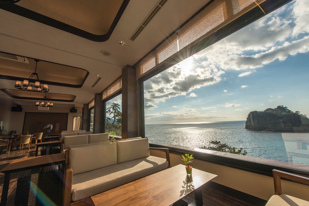 Umibenokakureyu Seiryu Hotel Нишиизу Екстериор снимка